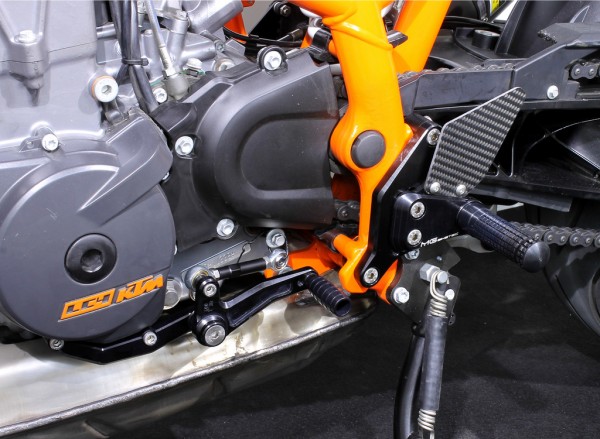 Sportfußrastenanlage KTM 690 Duke 2016+ & KTM 690 Duke R 2016+