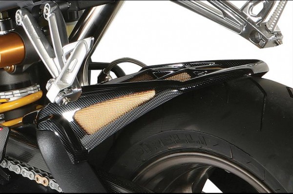 Powerbronze Hinterradabdeckung TRIUMPH DAYTONA 675